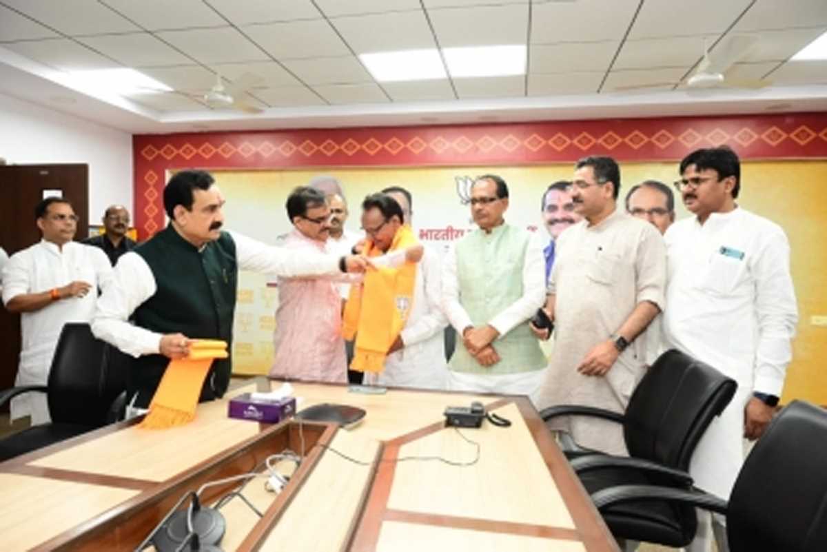 मध्यप्रदेश : पूर्व विधायक रामदयाल प्रभाकर भाजपा में शामिल